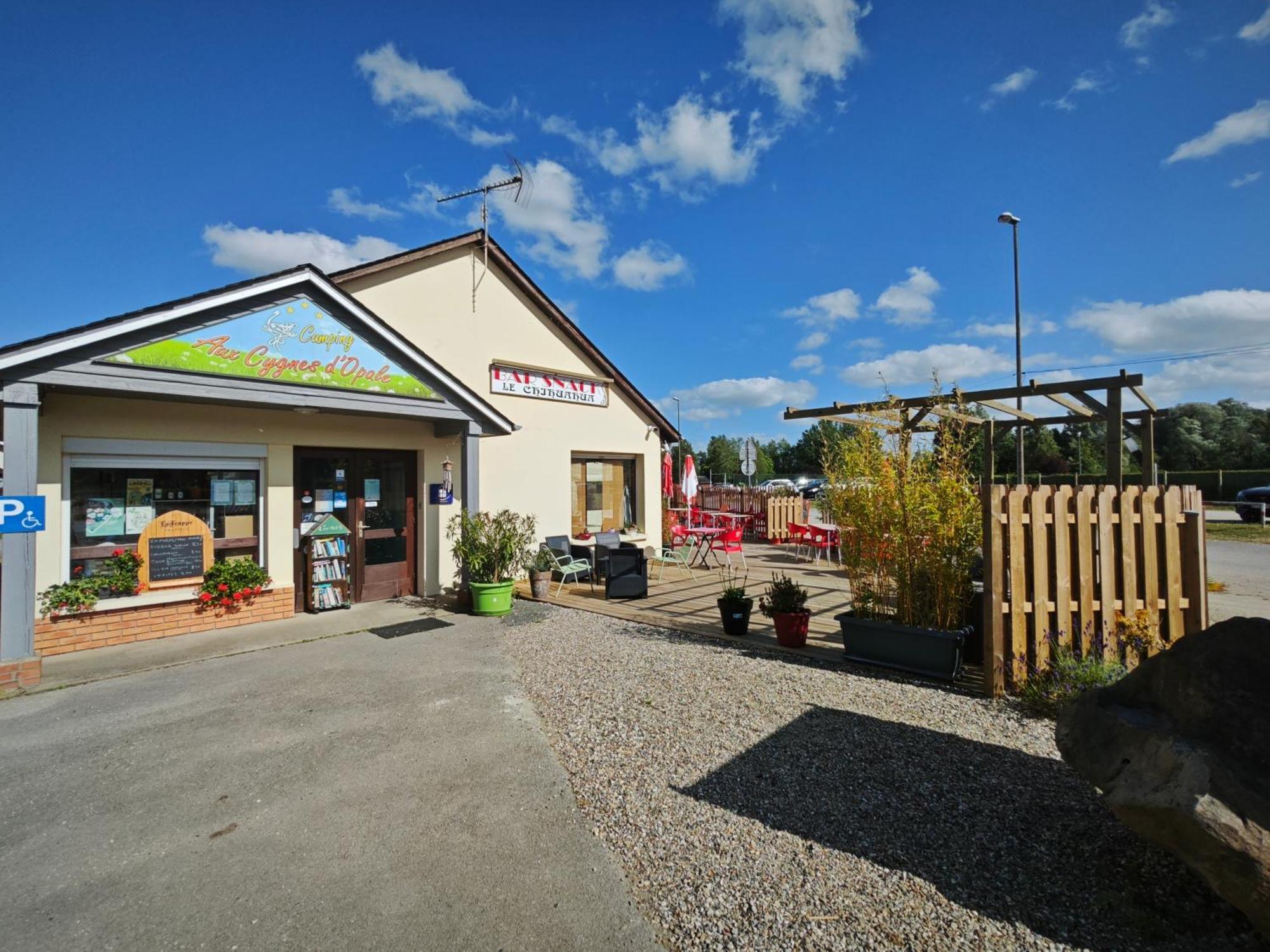 Hotel Aux Cygnes D'Opale Blangy-sur-Bresle Exterior foto